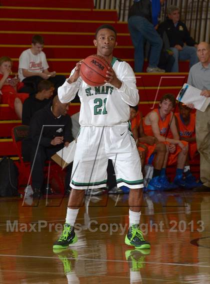 Thumbnail 3 in St. Mary's vs. St. Joseph Notre Dame (Father Barry Classic) photogallery.