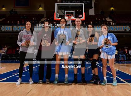 Thumbnail 2 in Ursuline vs. Our Lady of Lourdes (Section 1 Class AA Final)  photogallery.
