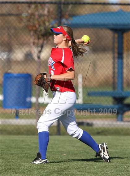 Thumbnail 3 in Legacy vs. Cherry Creek (5A State Semifinal) photogallery.