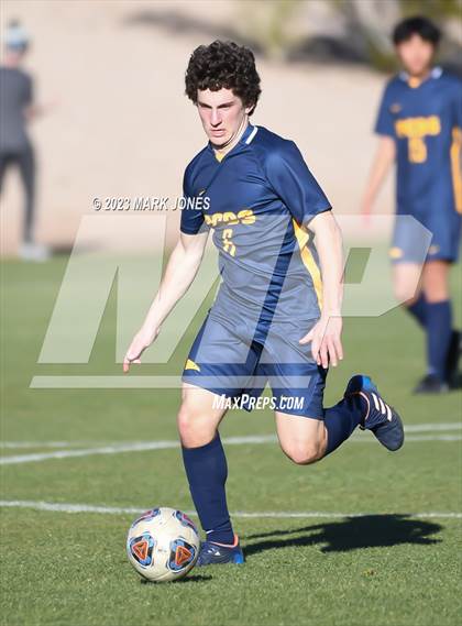 Thumbnail 3 in Phoenix Country Day vs. Phoenix Christian (Senior Night) photogallery.
