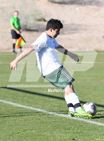 Thumbnail 1 in Phoenix Country Day vs. Phoenix Christian (Senior Night) photogallery.