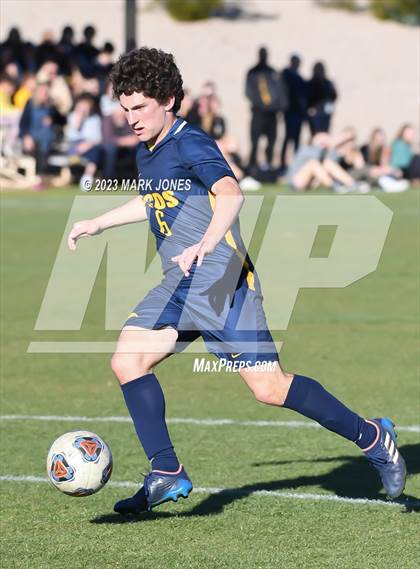 Thumbnail 2 in Phoenix Country Day vs. Phoenix Christian (Senior Night) photogallery.
