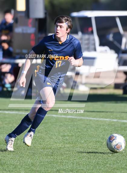 Thumbnail 3 in Phoenix Country Day vs. Phoenix Christian (Senior Night) photogallery.