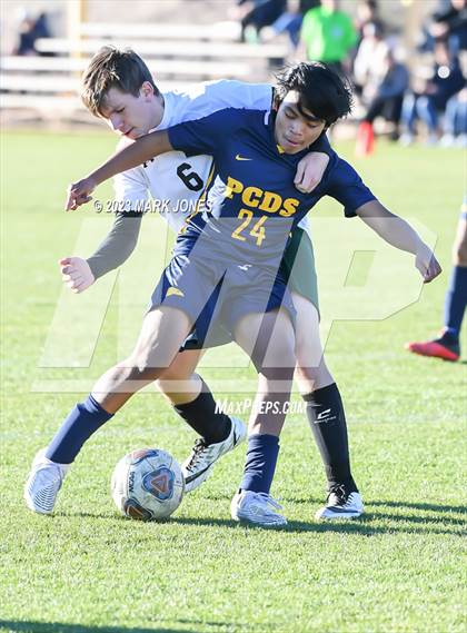 Thumbnail 3 in Phoenix Country Day vs. Phoenix Christian (Senior Night) photogallery.