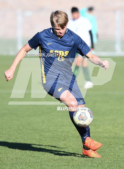 Thumbnail 1 in Phoenix Country Day vs. Phoenix Christian (Senior Night) photogallery.