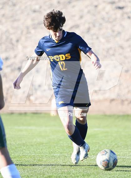 Thumbnail 3 in Phoenix Country Day vs. Phoenix Christian (Senior Night) photogallery.