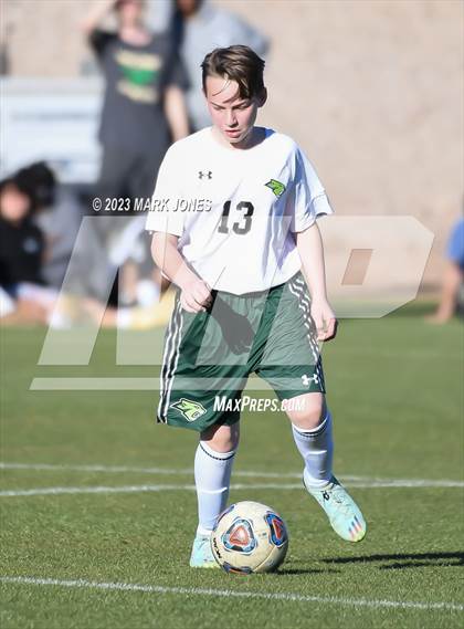 Thumbnail 3 in Phoenix Country Day vs. Phoenix Christian (Senior Night) photogallery.