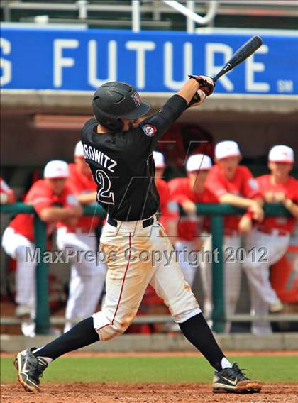 Thumbnail 2 in Harvard-Westlake vs. Mater Dei (National High School Invitational) photogallery.