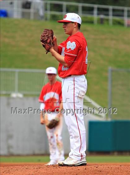 Thumbnail 1 in Harvard-Westlake vs. Mater Dei (National High School Invitational) photogallery.