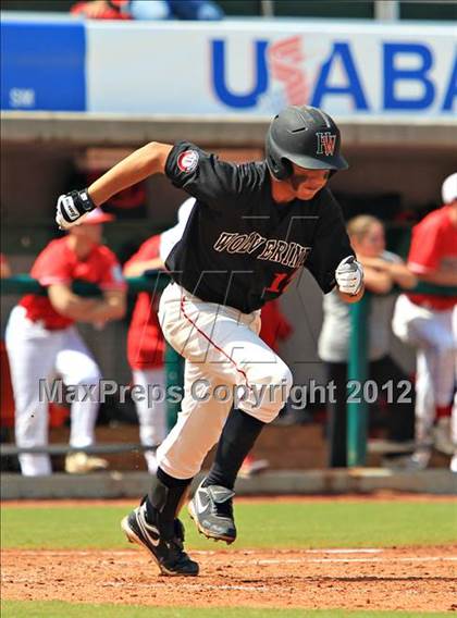 Thumbnail 3 in Harvard-Westlake vs. Mater Dei (National High School Invitational) photogallery.
