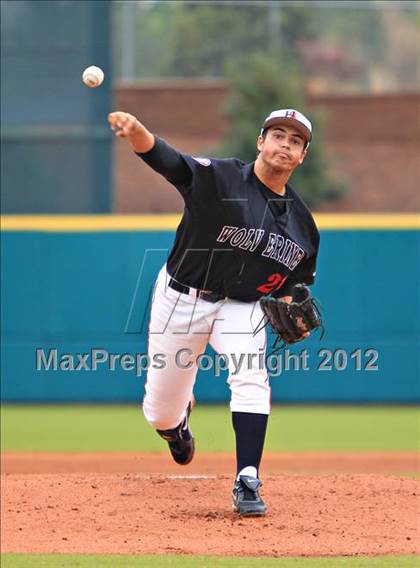Thumbnail 1 in Harvard-Westlake vs. Mater Dei (National High School Invitational) photogallery.