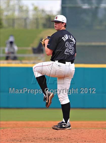 Thumbnail 1 in Harvard-Westlake vs. Mater Dei (National High School Invitational) photogallery.