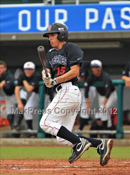 Thumbnail 1 in Harvard-Westlake vs. Mater Dei (National High School Invitational) photogallery.