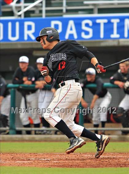 Thumbnail 1 in Harvard-Westlake vs. Mater Dei (National High School Invitational) photogallery.