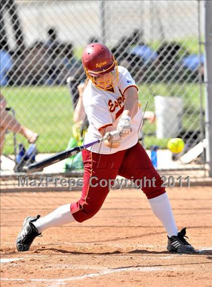 Thumbnail 3 in Foothill @ Esperanza photogallery.