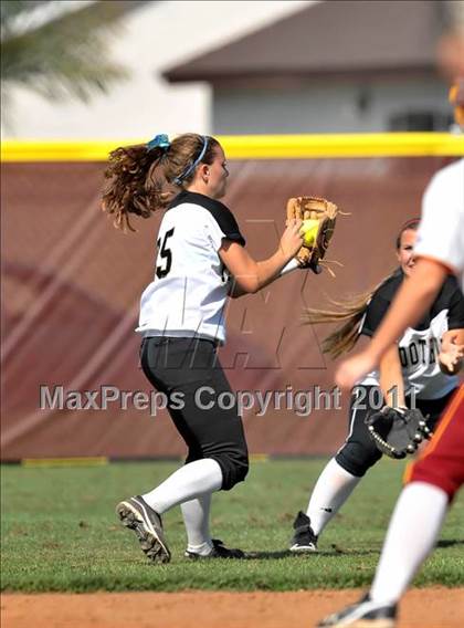Thumbnail 1 in Foothill @ Esperanza photogallery.