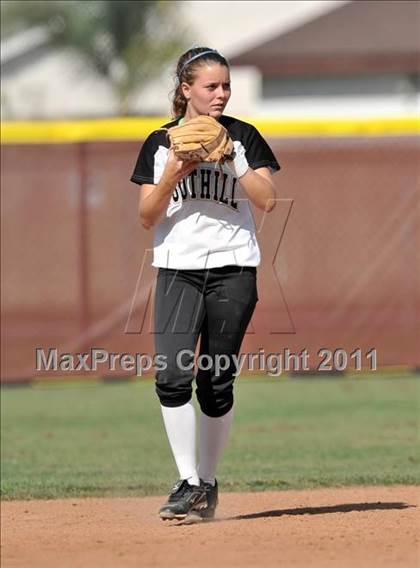 Thumbnail 1 in Foothill @ Esperanza photogallery.