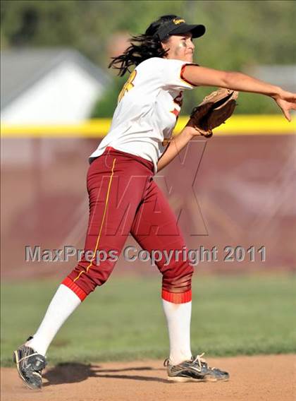 Thumbnail 2 in Foothill @ Esperanza photogallery.