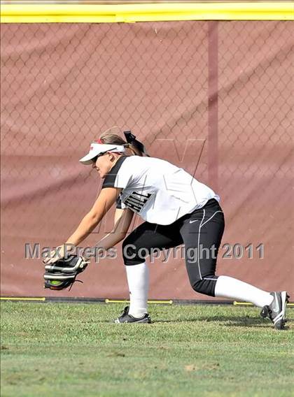 Thumbnail 1 in Foothill @ Esperanza photogallery.