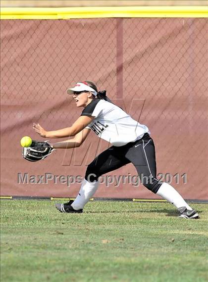Thumbnail 3 in Foothill @ Esperanza photogallery.