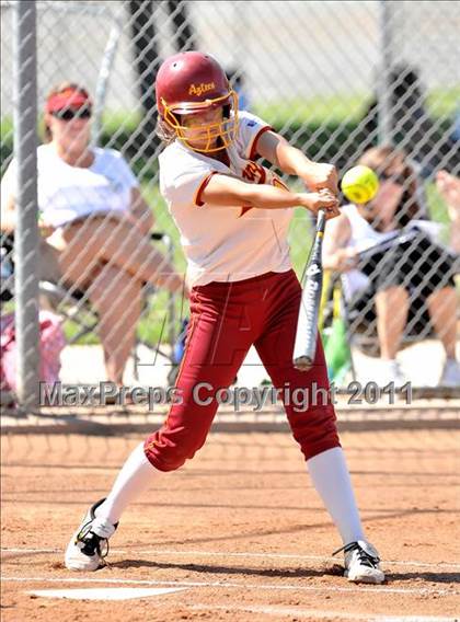Thumbnail 3 in Foothill @ Esperanza photogallery.