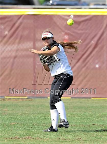 Thumbnail 2 in Foothill @ Esperanza photogallery.