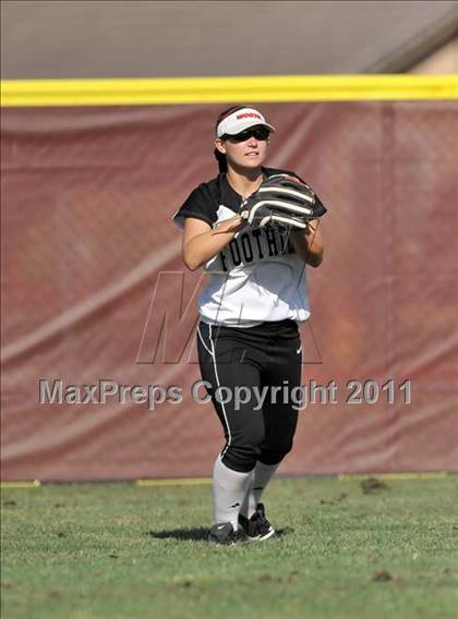 Thumbnail 1 in Foothill @ Esperanza photogallery.
