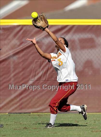 Thumbnail 1 in Foothill @ Esperanza photogallery.
