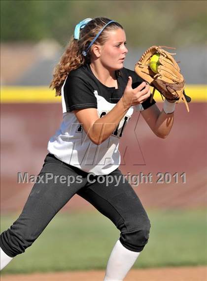 Thumbnail 1 in Foothill @ Esperanza photogallery.