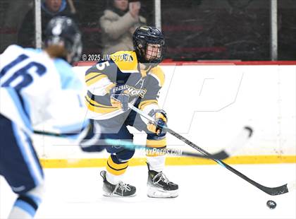 Thumbnail 1 in Phillips Andover vs. Choate (PKO Invitational) photogallery.
