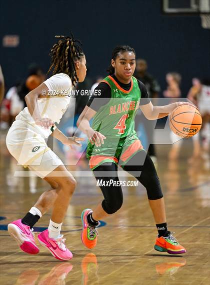 Thumbnail 1 in Blanche Ely vs. Grayson (She Got Game Classic) photogallery.