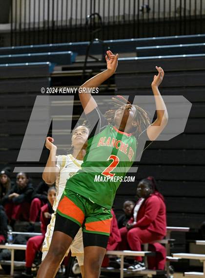 Thumbnail 3 in Blanche Ely vs. Grayson (She Got Game Classic) photogallery.