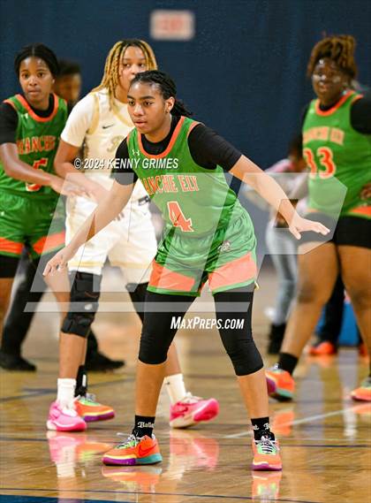 Thumbnail 2 in Blanche Ely vs. Grayson (She Got Game Classic) photogallery.