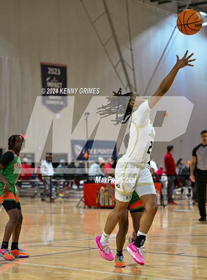 Thumbnail 1 in Blanche Ely vs. Grayson (She Got Game Classic) photogallery.