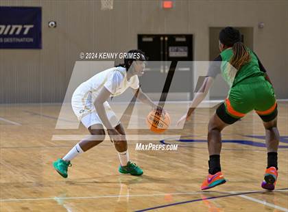 Thumbnail 3 in Blanche Ely vs. Grayson (She Got Game Classic) photogallery.