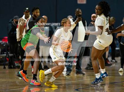 Thumbnail 3 in Blanche Ely vs. Grayson (She Got Game Classic) photogallery.