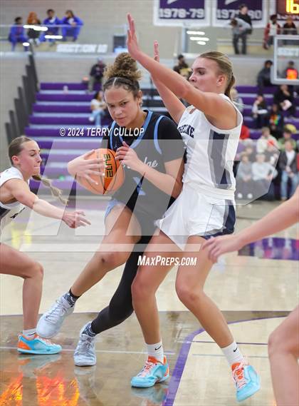Thumbnail 3 in Ridgeline vs. Riverdale Ridge (Lehi Holiday Hoopfest) photogallery.