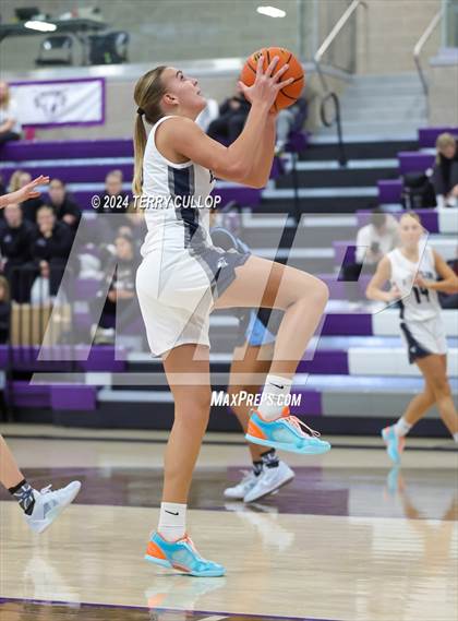 Thumbnail 3 in Ridgeline vs. Riverdale Ridge (Lehi Holiday Hoopfest) photogallery.