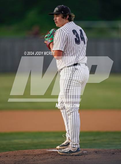 Thumbnail 1 in Tupelo @ Hernando photogallery.