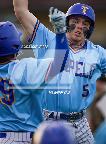Thumbnail 2 in Tupelo @ Hernando photogallery.