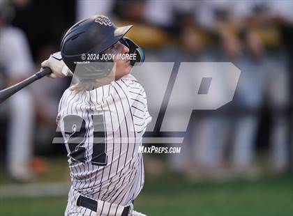 Thumbnail 2 in Tupelo @ Hernando photogallery.