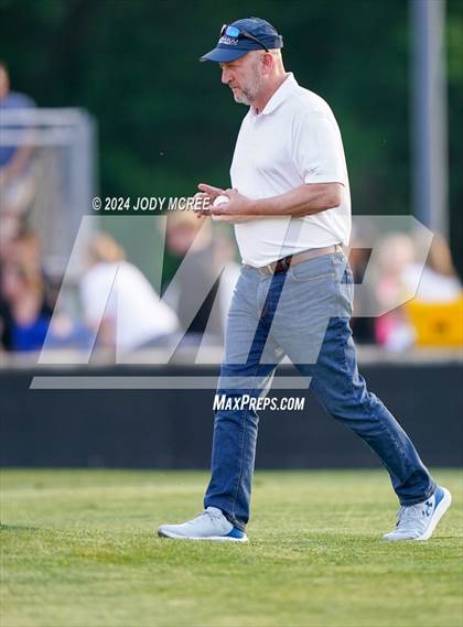 Thumbnail 2 in Tupelo @ Hernando photogallery.