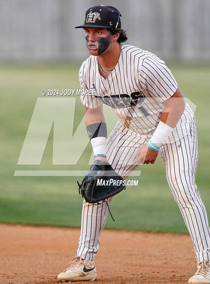 Thumbnail 1 in Tupelo @ Hernando photogallery.