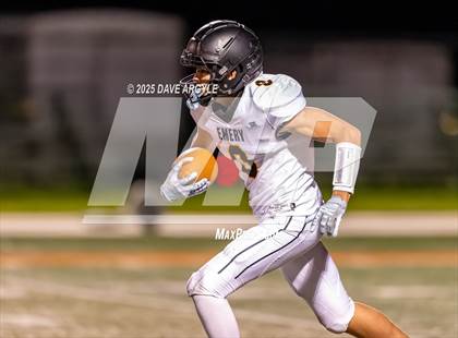 Thumbnail 2 in Emery vs Kanab photogallery.
