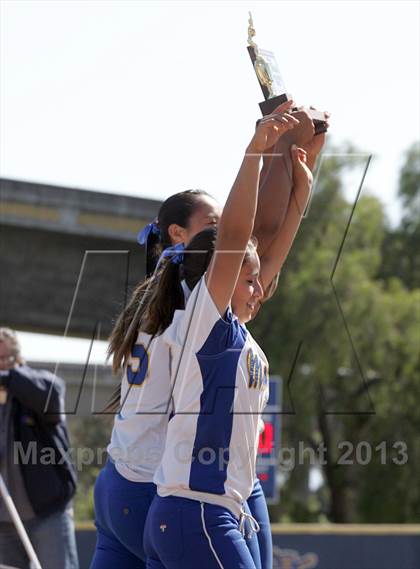 Thumbnail 1 in Mt. Pleasant vs Gilroy (CIF CCS D2 Final) photogallery.