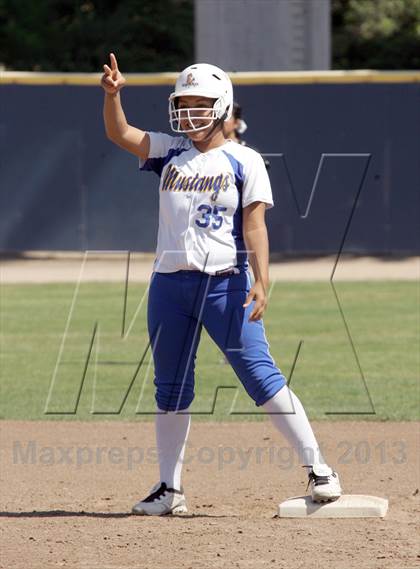 Thumbnail 3 in Mt. Pleasant vs Gilroy (CIF CCS D2 Final) photogallery.