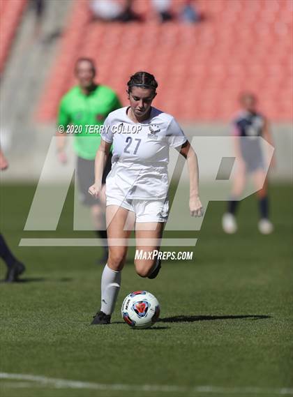 Thumbnail 3 in Bonneville vs. Skyline (UHSAA 5A Semifinal) photogallery.