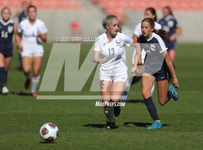 Thumbnail 1 in Bonneville vs. Skyline (UHSAA 5A Semifinal) photogallery.