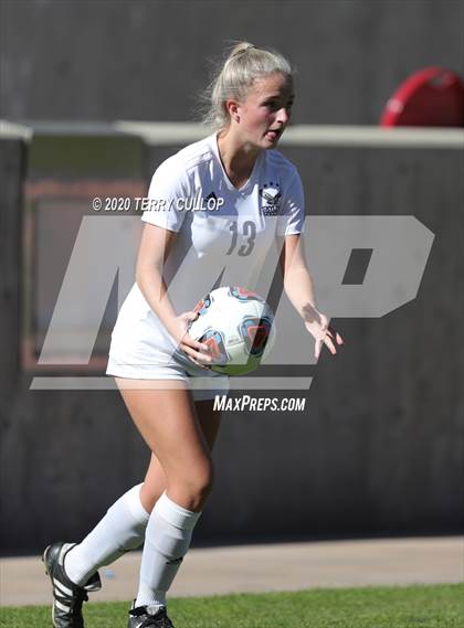 Thumbnail 3 in Bonneville vs. Skyline (UHSAA 5A Semifinal) photogallery.