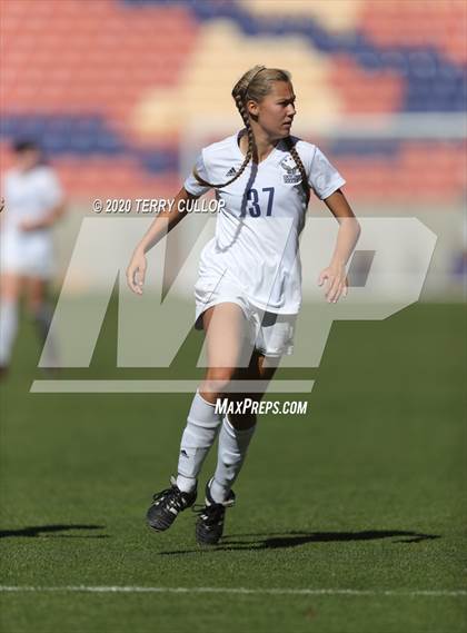 Thumbnail 1 in Bonneville vs. Skyline (UHSAA 5A Semifinal) photogallery.
